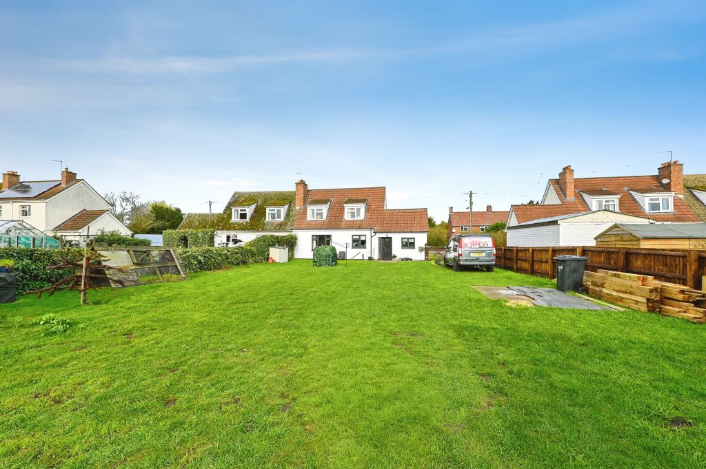 Property photo 3 of 20