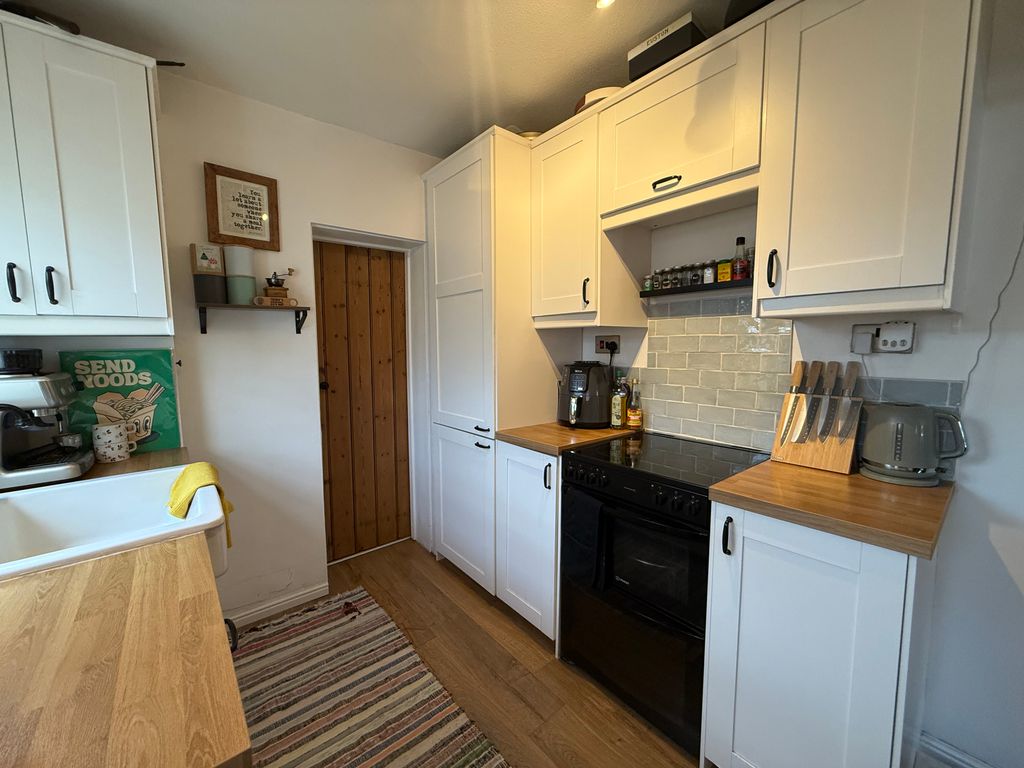 Property photo 3 of 9 Image