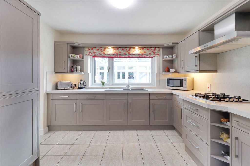 Property photo 2 of 13 Kitchen