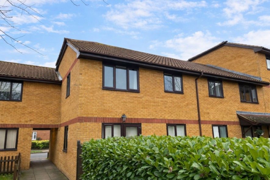 Property photo 2 of 8