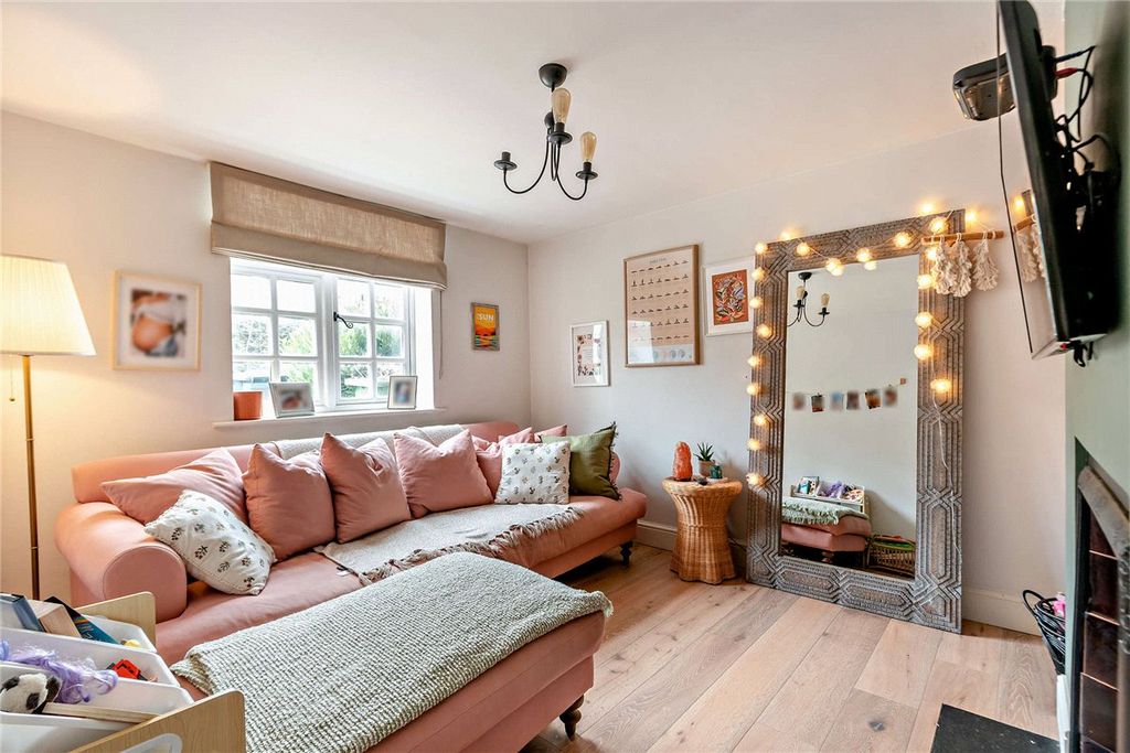 Property photo 3 of 21 Picture No. 07