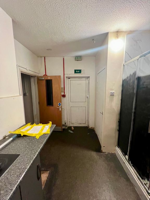 Property photo 2 of 3