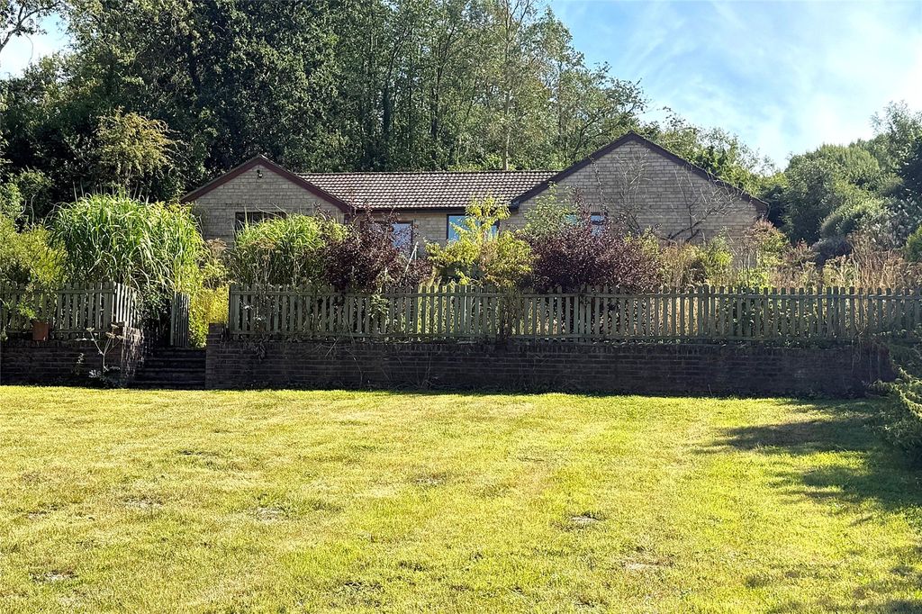 Property photo 1 of 18 Picture No. 43