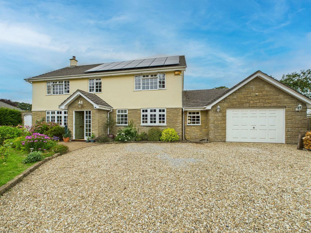 Property photo 3 of 78
