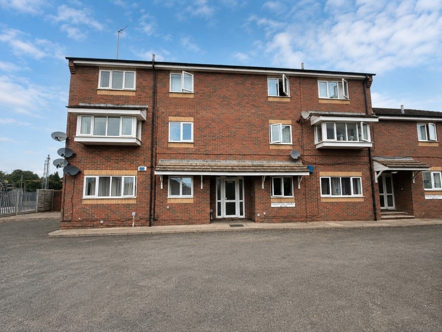 Property photo 1 of 8