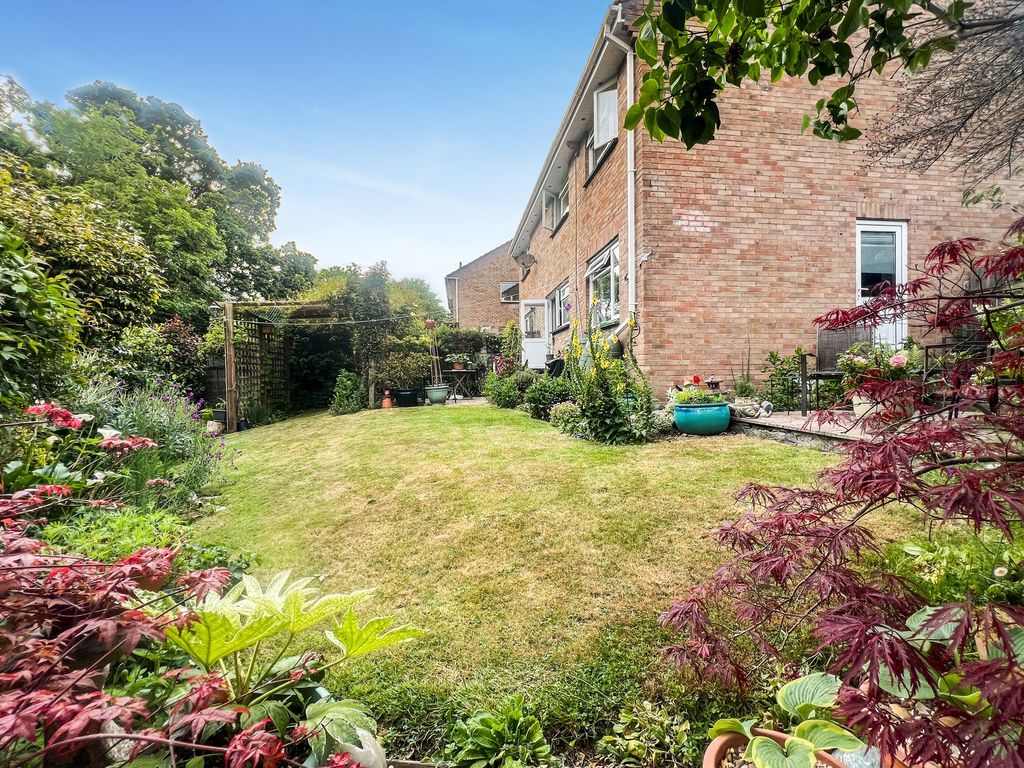 Property photo 2 of 19