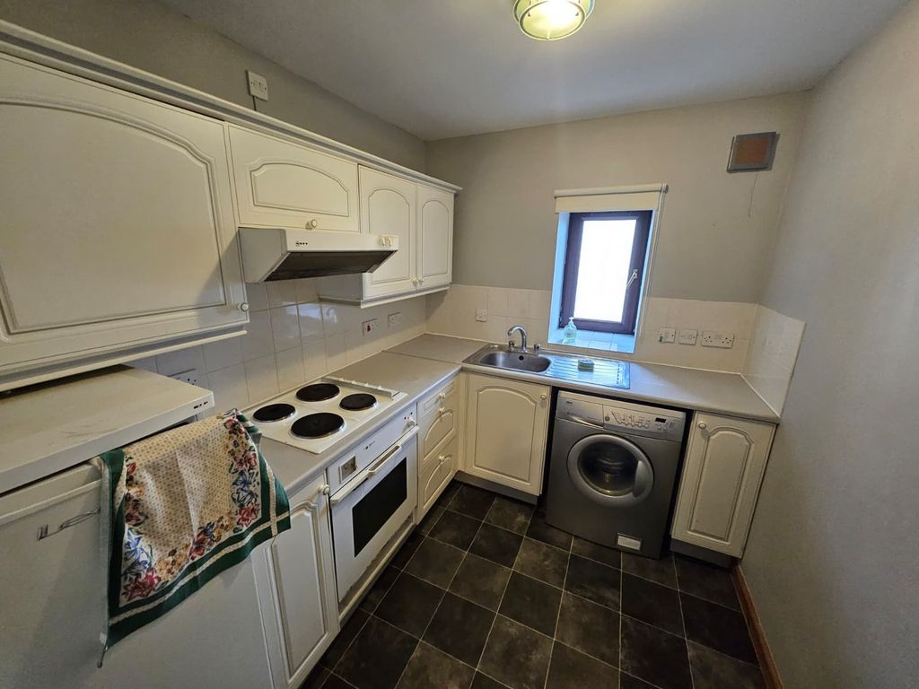 Property photo 2 of 6 Gallery