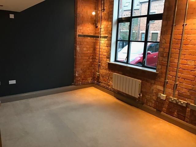 Property photo 3 of 10 Living Room