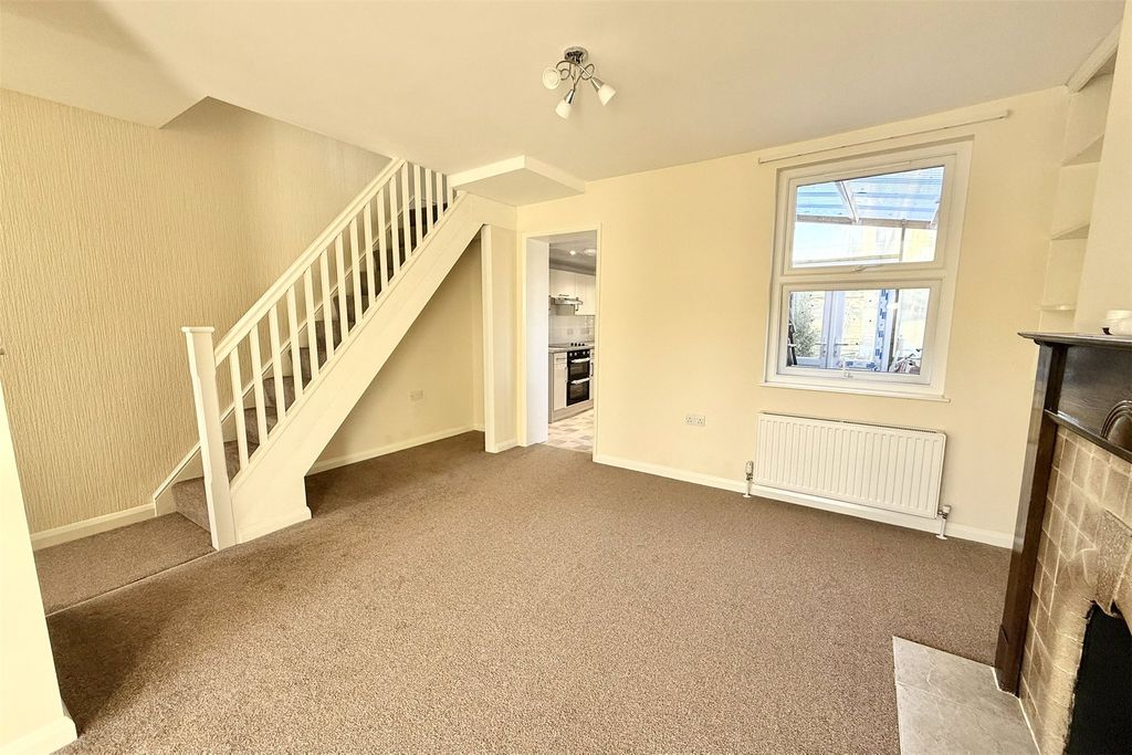 Property photo 3 of 15 Picture No. 18