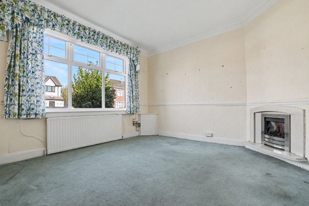 Property photo 3 of 20 Picture No. 09