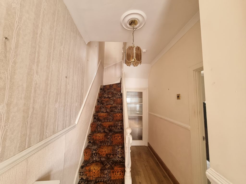 Property photo 2 of 12 Entrance Hallway