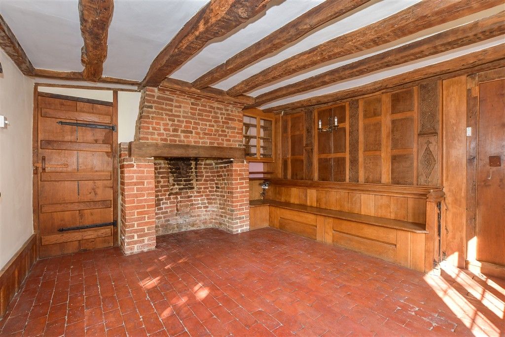 Property photo 3 of 14 Dining Room