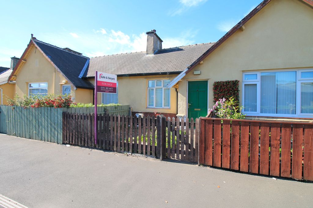 Property photo 1 of 9 Front External