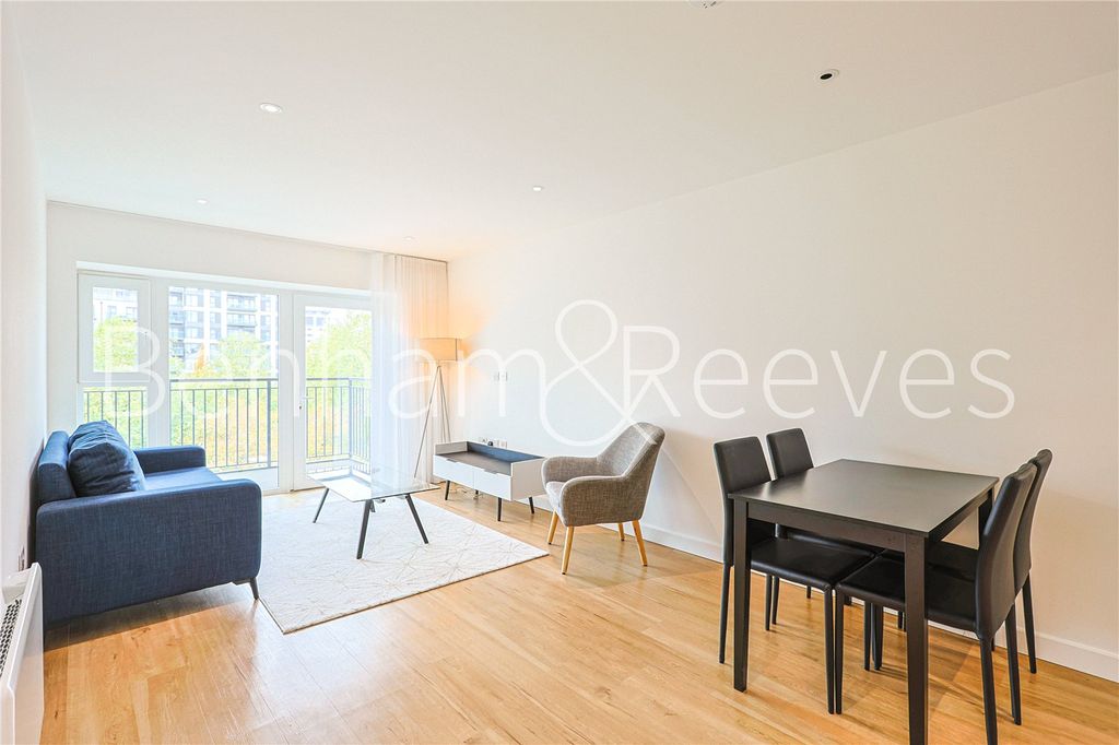 Property photo 3 of 18 Picture No. 02