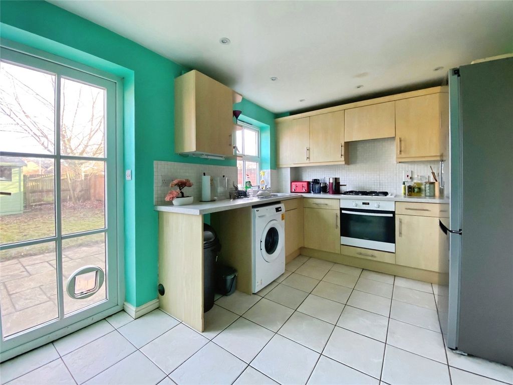 Property photo 3 of 12 Picture No. 12