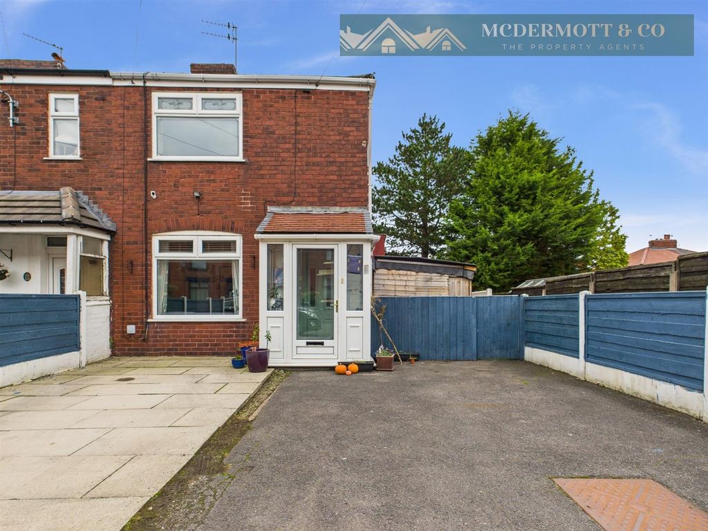 Property photo 1 of 15 External