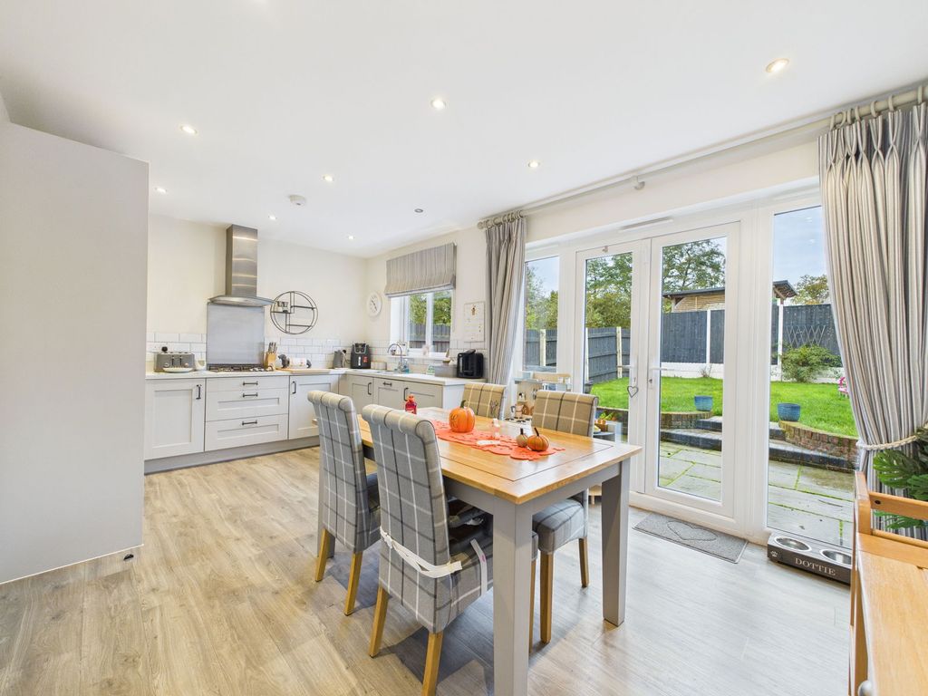 Property photo 3 of 30