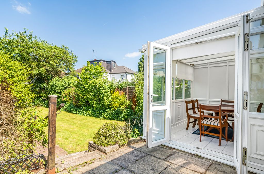 Property photo 3 of 17