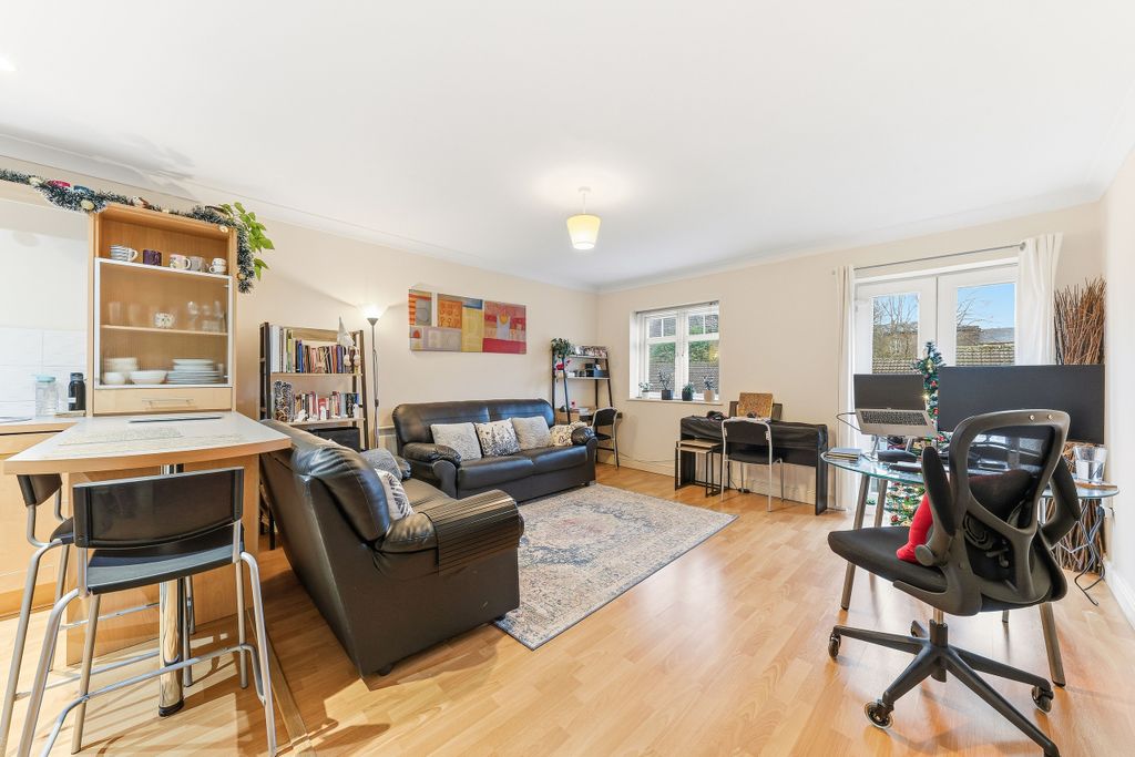 Property photo 3 of 10 Living Room