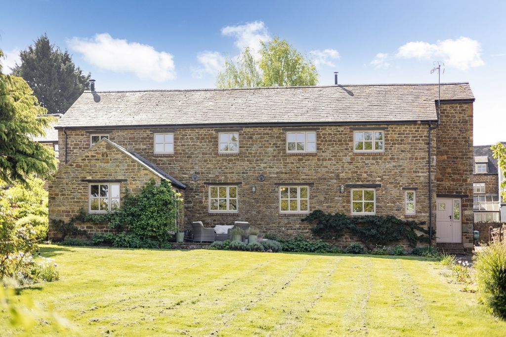 Property photo 3 of 30 107266_Granary-Ba...