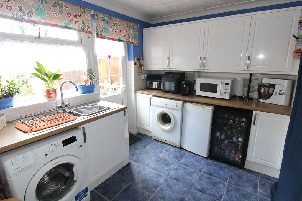 Additional image 21 of 5 bed detached house for saleThe Avenue, Fareham, Hampshire PO14