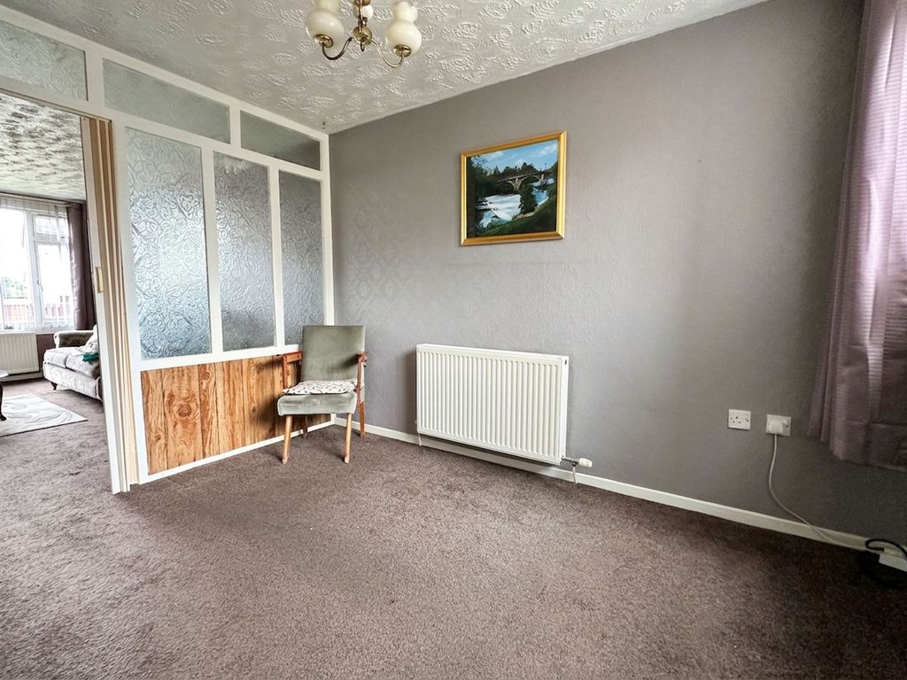 Property photo 3 of 25