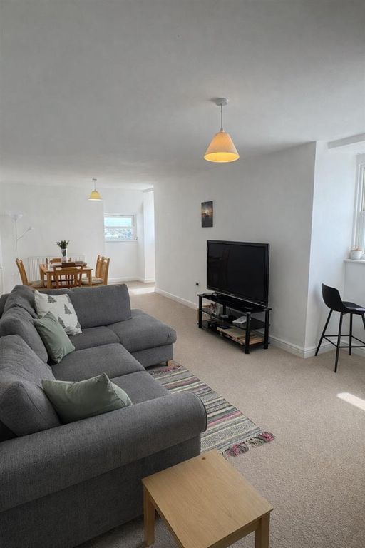 Property photo 3 of 13 Lounge Dining Room