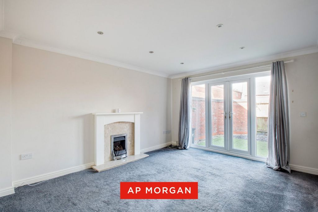 Property photo 3 of 18 Picture No. 23