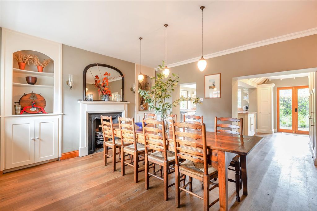 Property photo 3 of 32 Dining Room