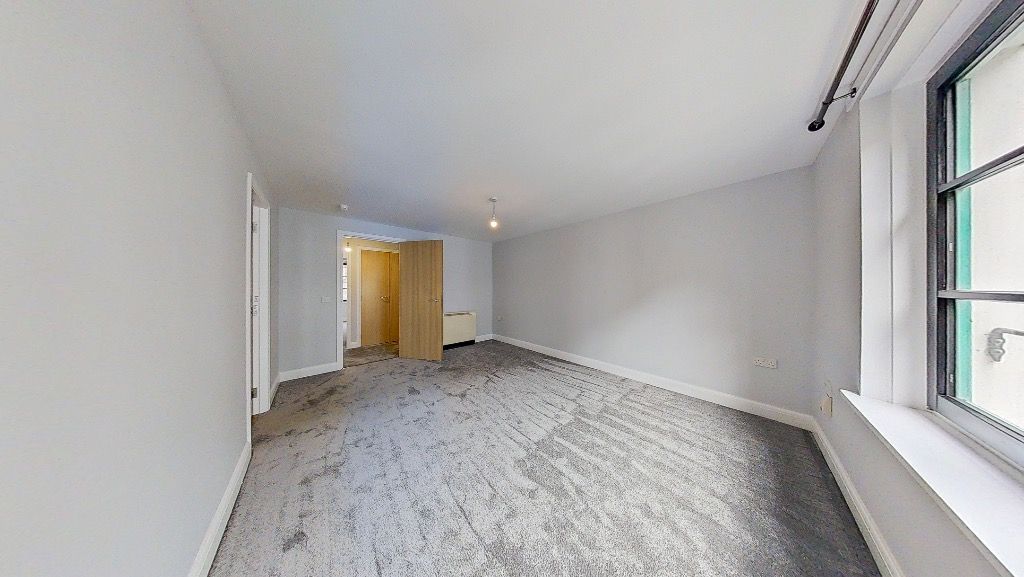 Property photo 3 of 17 Photo 3