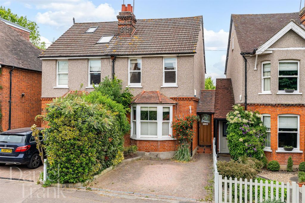 Property photo 1 of 30