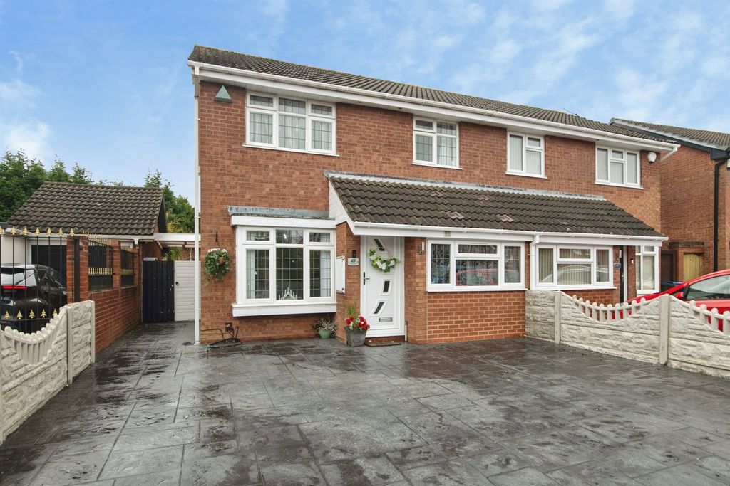 Property photo 1 of 19