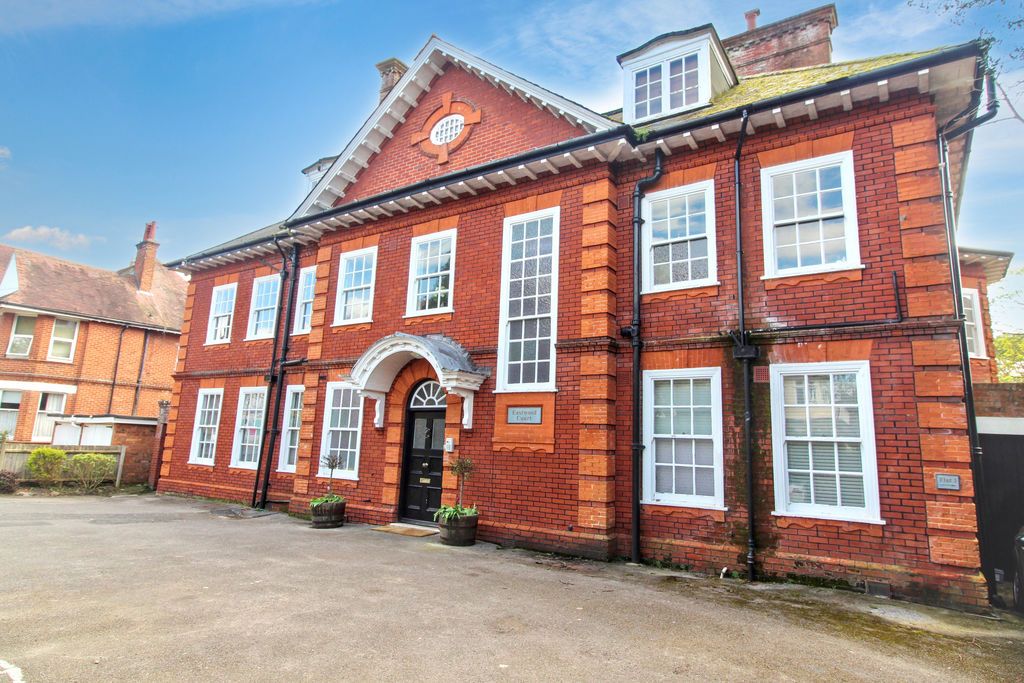 Property photo 1 of 25 Photo 25