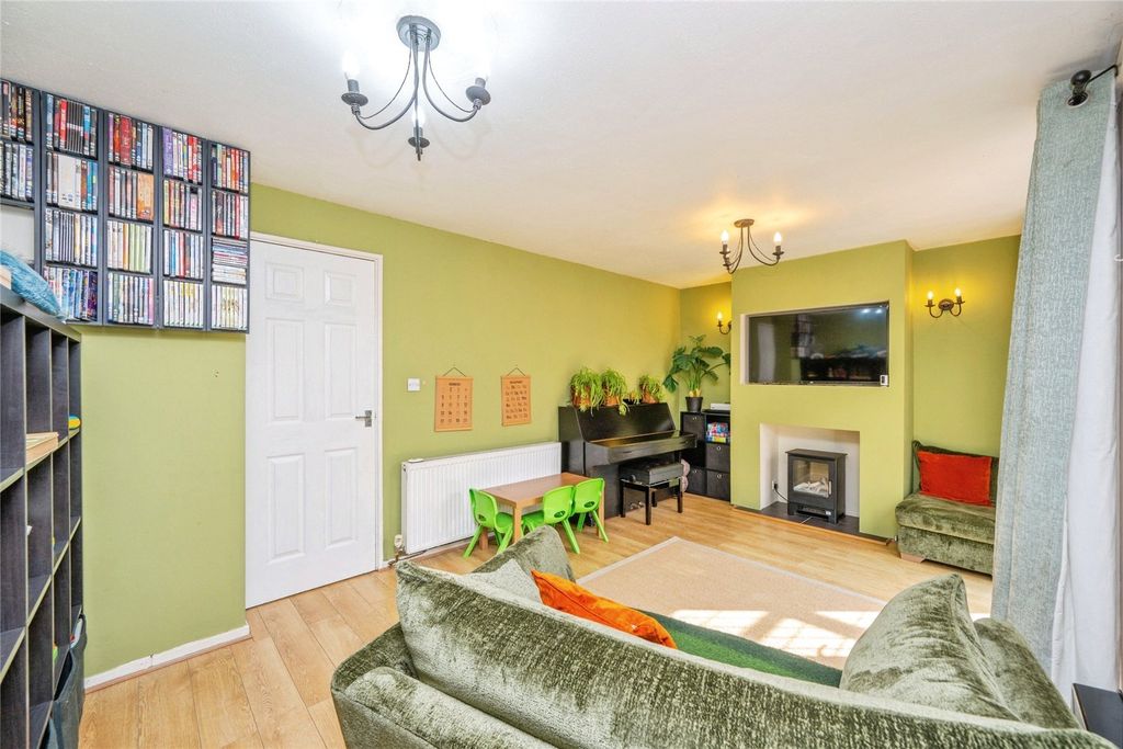 Property photo 2 of 22 Picture No. 04