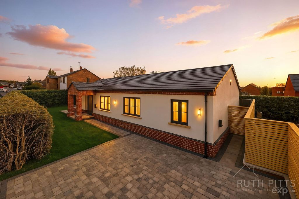 Property photo 2 of 29