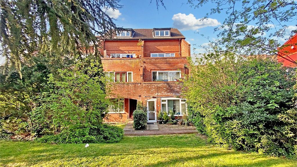 Property photo 1 of 6