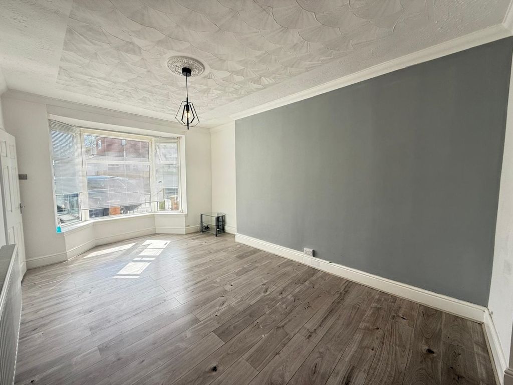 Property photo 2 of 10 Whatsapp Image 2025-04-17 At 15.29.58_0110877F