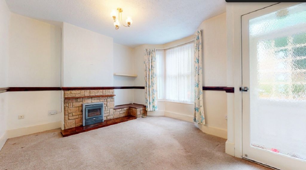 Property photo 2 of 7