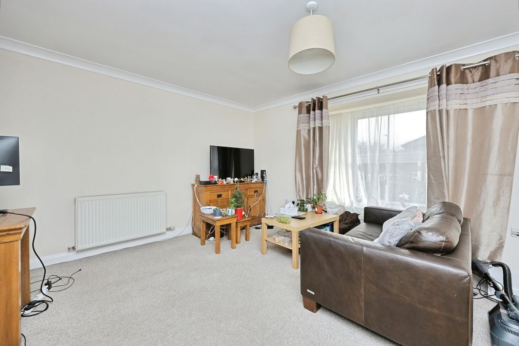 Property photo 2 of 8 Pbox-Img.Jpg