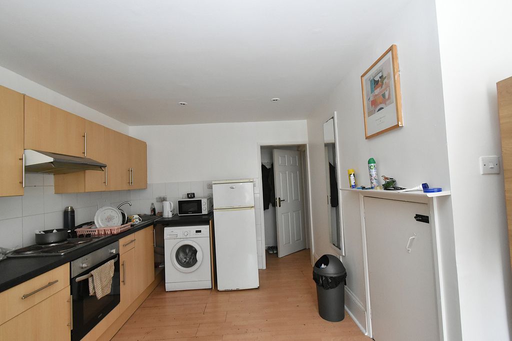 Property photo 3 of 5 Gallery
