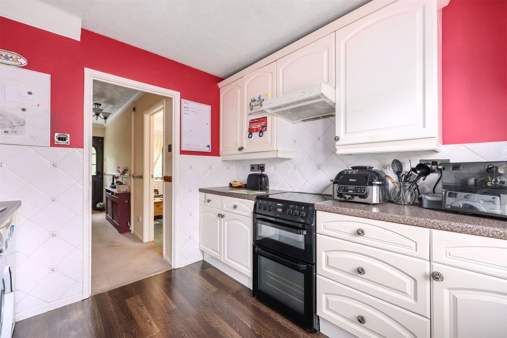 Property photo 3 of 18 Picture No. 02