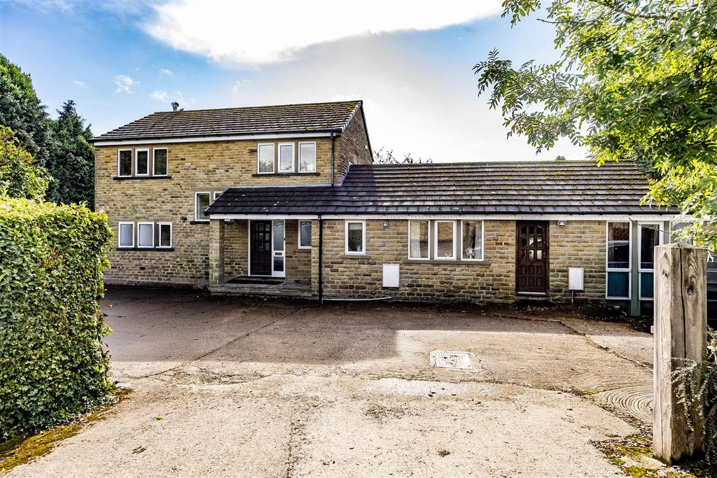 Property photo 3 of 22 Sihipp-120925-32.Jpg