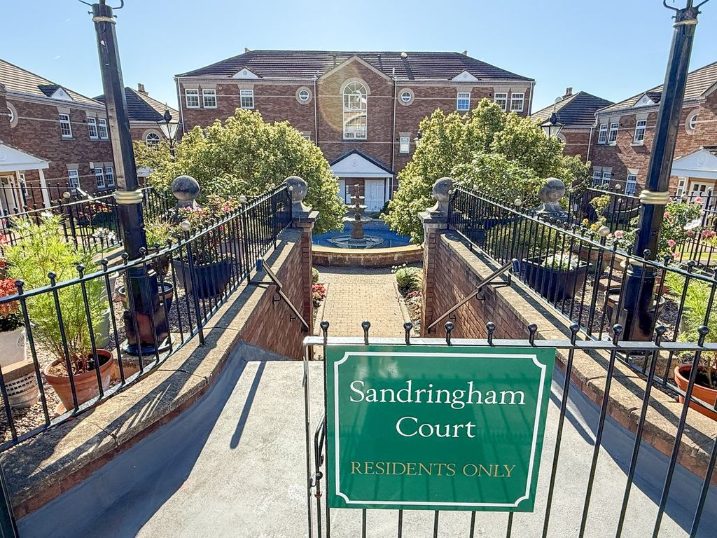 Property photo 2 of 18