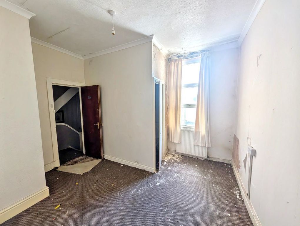 Property photo 2 of 10 Image 2