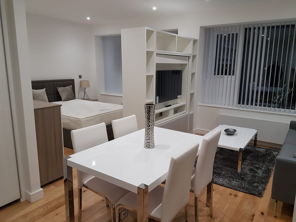 Property photo 1 of 4