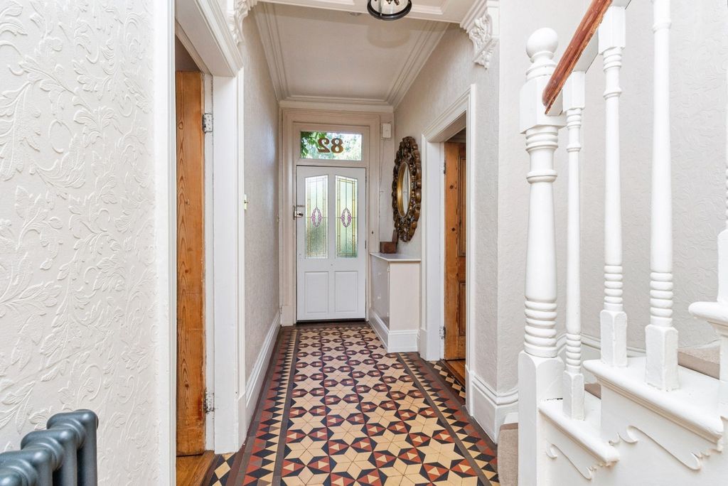 Property photo 2 of 30 Pbox-Img.Jpg