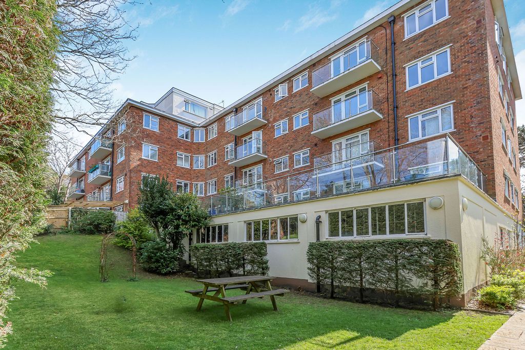 Property photo 1 of 19