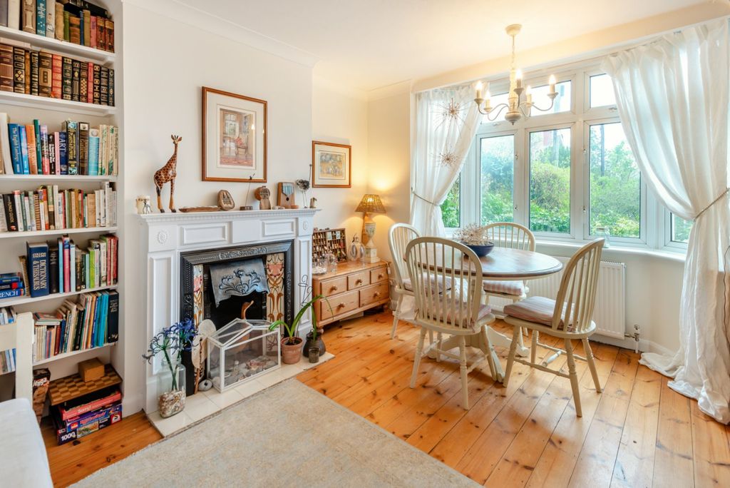 Property photo 2 of 17 Picture No. 02