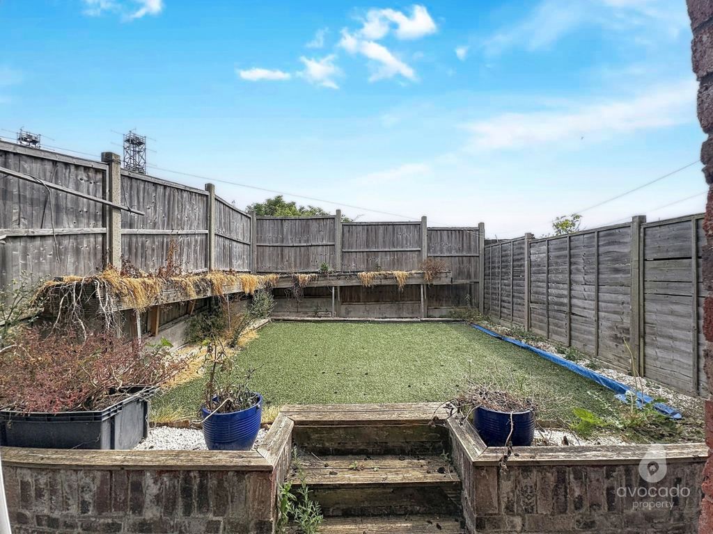 Property photo 3 of 18 5106518