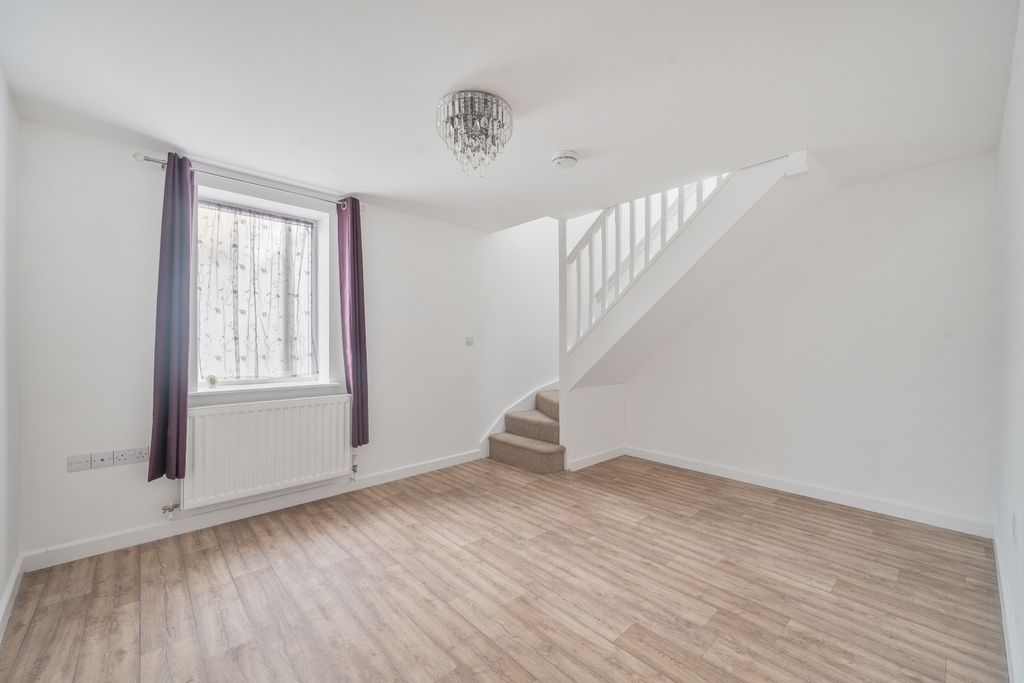 Property photo 3 of 17 1329314-5-687E24F8cd766